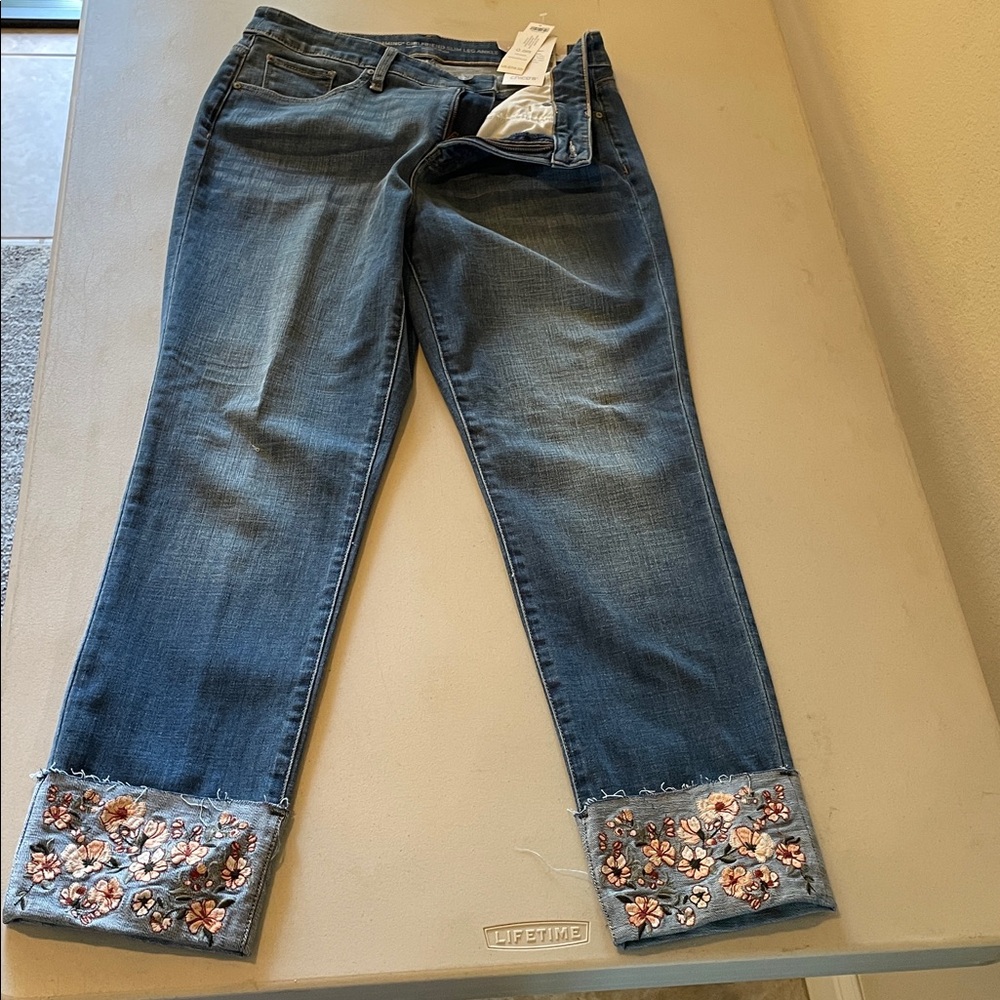 Chico's So Slimming Blue Denim Jeans